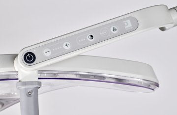 Derungs TRIANGO FOKUS 100-3 LED Klein-OP-Leuchte Mit Drei Farbtemperaturen